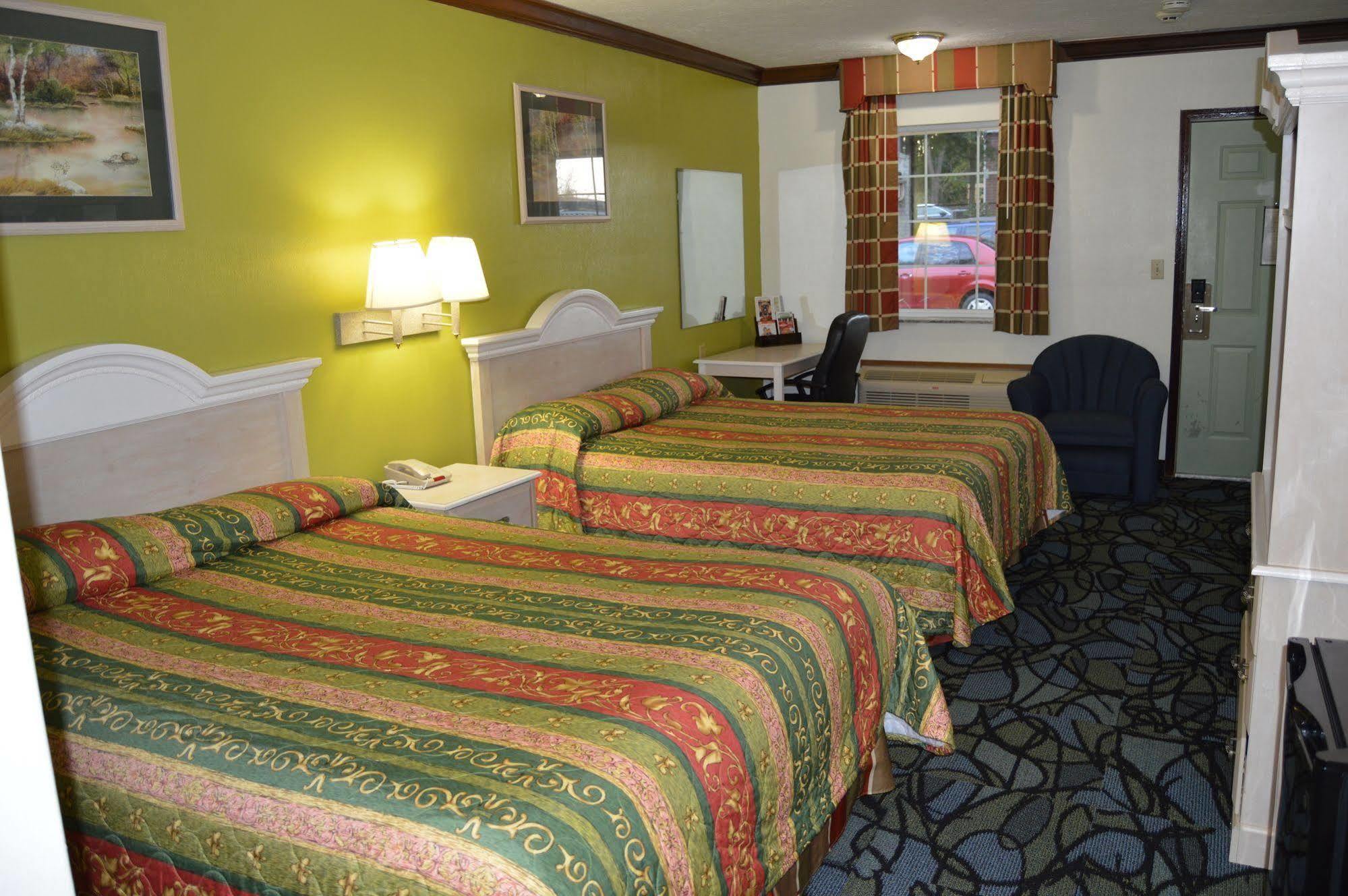 Economy Inn Cuyahoga Falls Exterior photo
